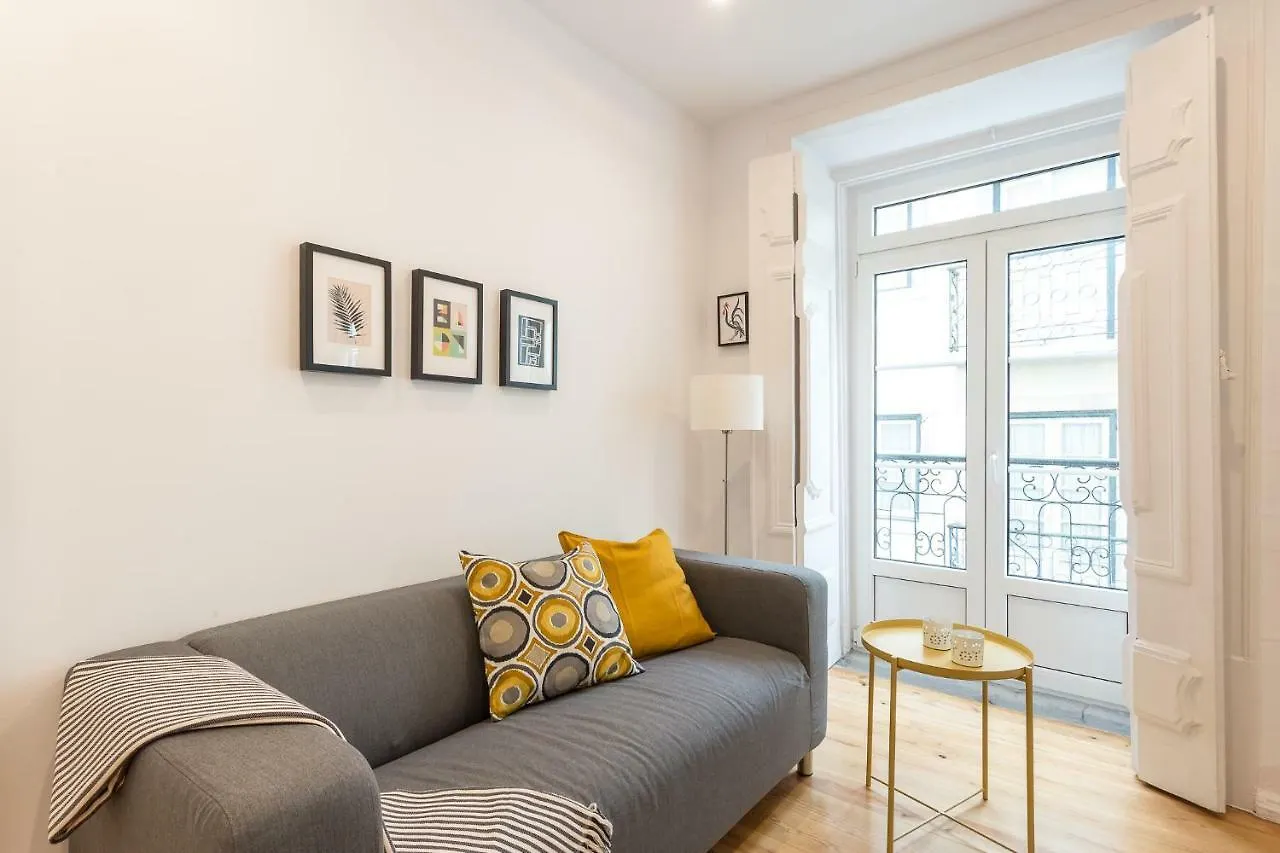 Three Bedroom Apartment In Historical Centre -Bairro Alto 리스본 포르투갈